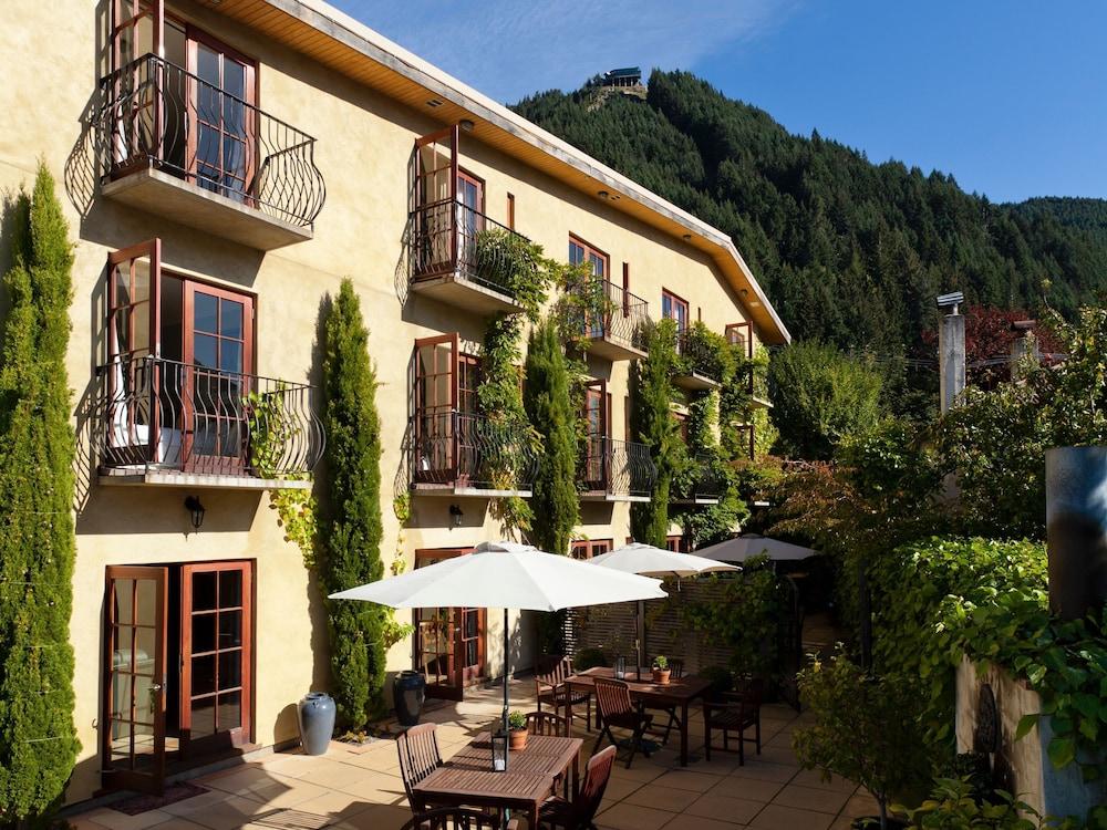 Browns Boutique Hotel Queenstown Extérieur photo