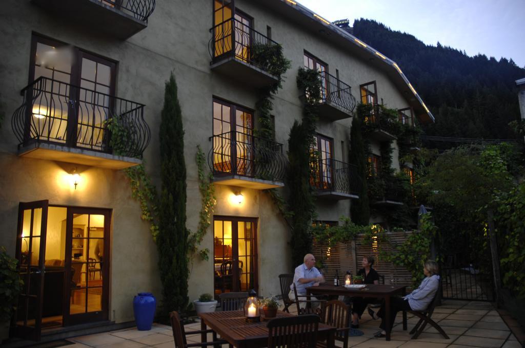 Browns Boutique Hotel Queenstown Extérieur photo